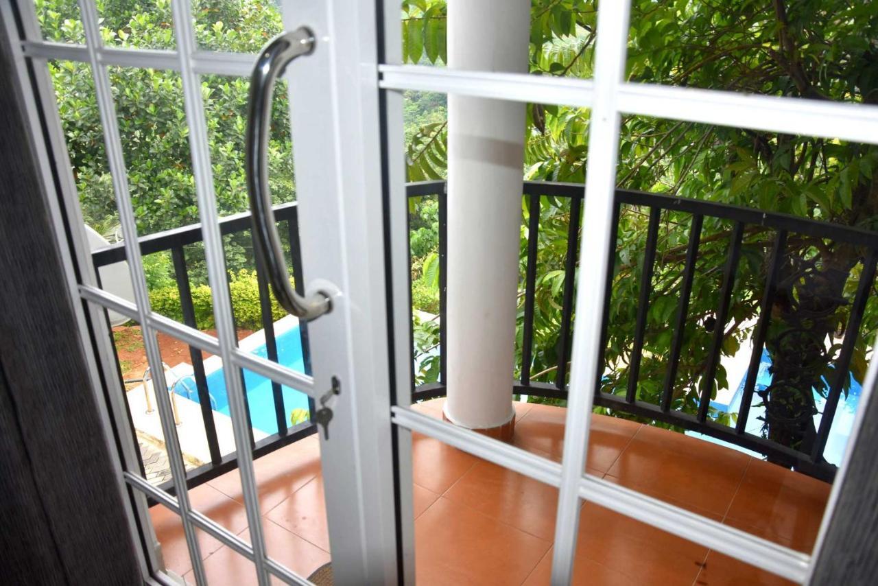Hotel H2O Gampola Exterior foto