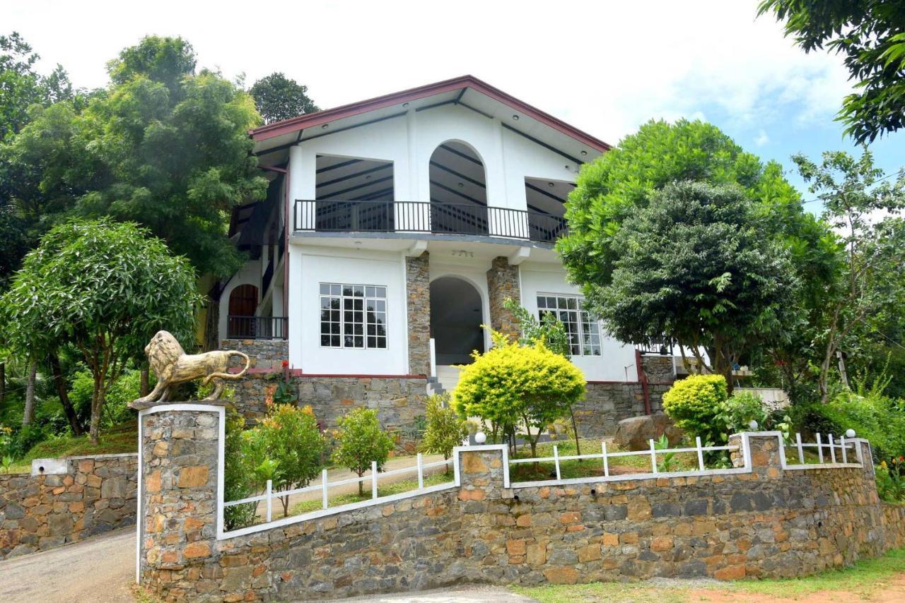 Hotel H2O Gampola Exterior foto